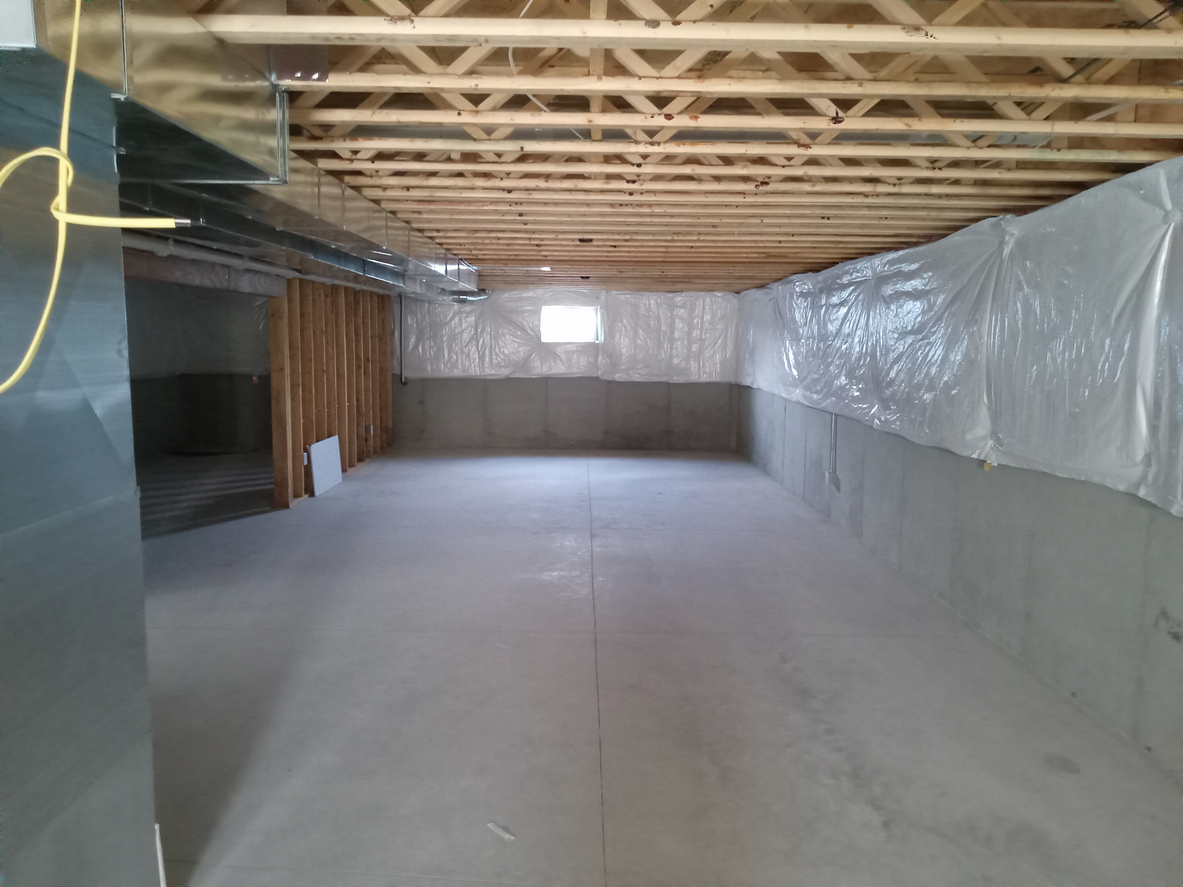 7 Reasons Charlotte Homeowners Address Crawl Space Moisture Issues